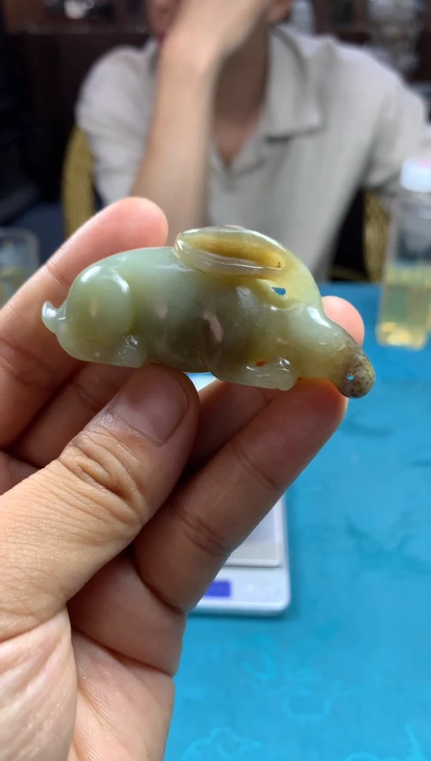 和田玉未镶嵌颈饰1