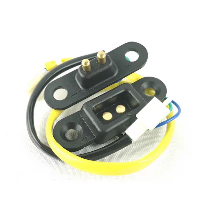 适配五菱荣光V/宏光V中门门碰块中门电极门碰开关中控锁触点碰块