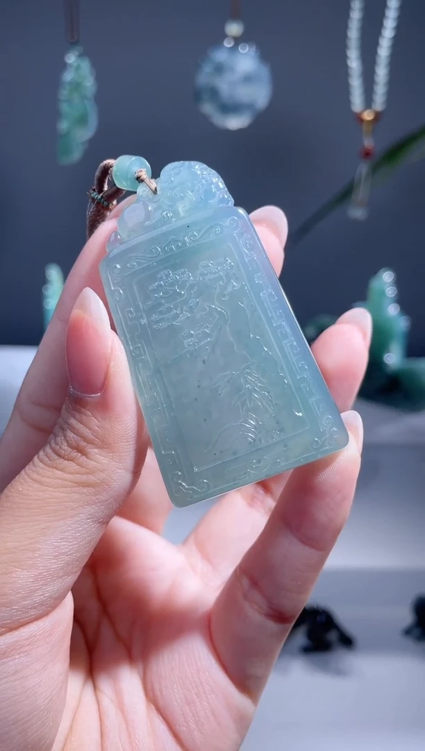 翡翠未镶嵌颈饰仿古牌