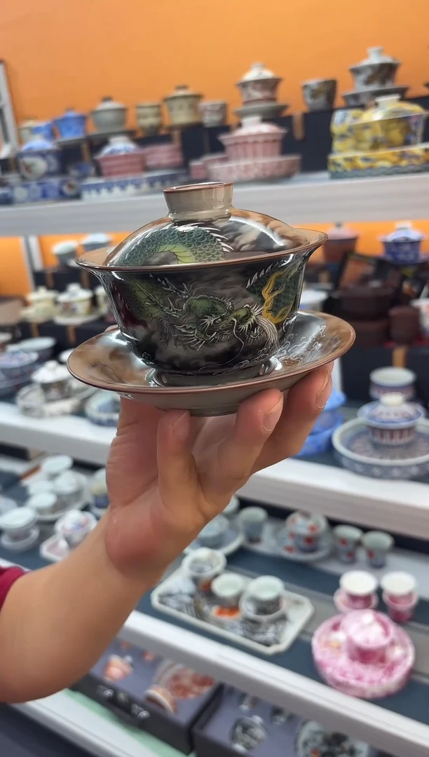 向未来努力发展奋斗