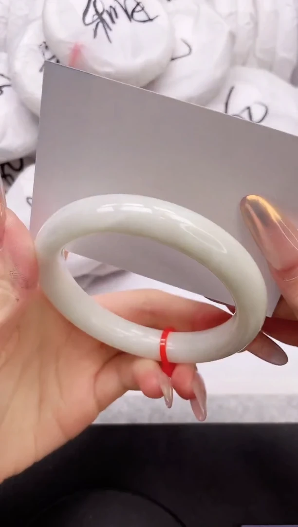 【闪购商品】和田玉手镯未镶嵌1K238-61