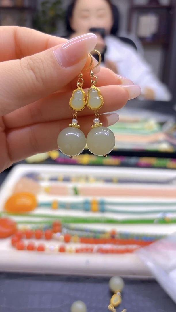 14K金镶嵌和田玉耳饰DIY款E714