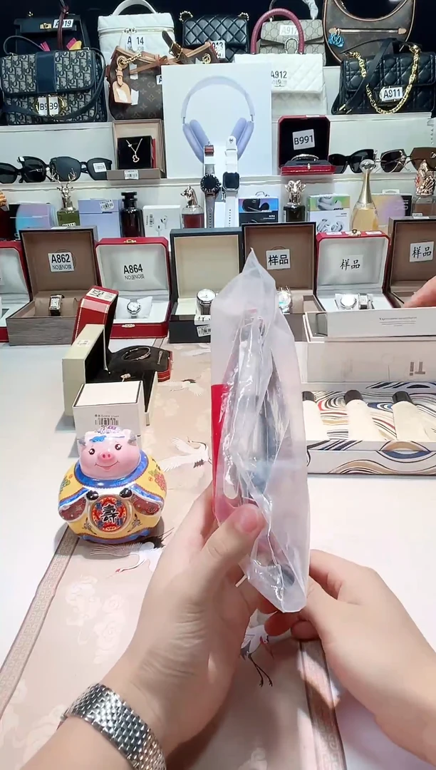 瓷片瓷器 库房到期 全部地板价@@1