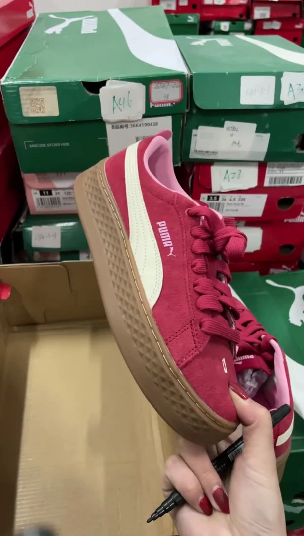 彪马时尚休闲运动鞋37M  KK7