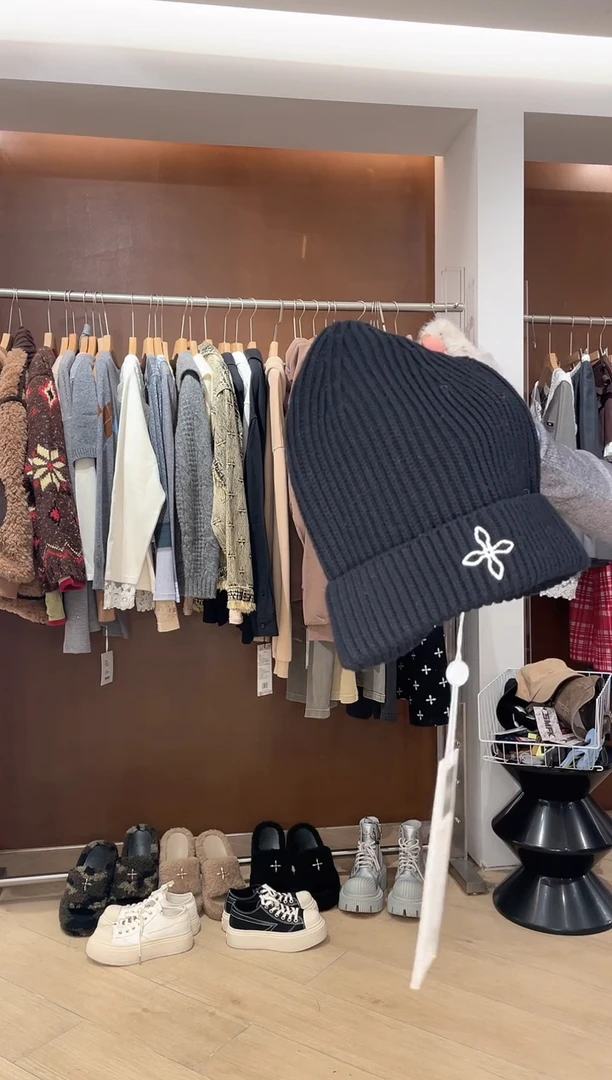 绒线帽黑色原价580