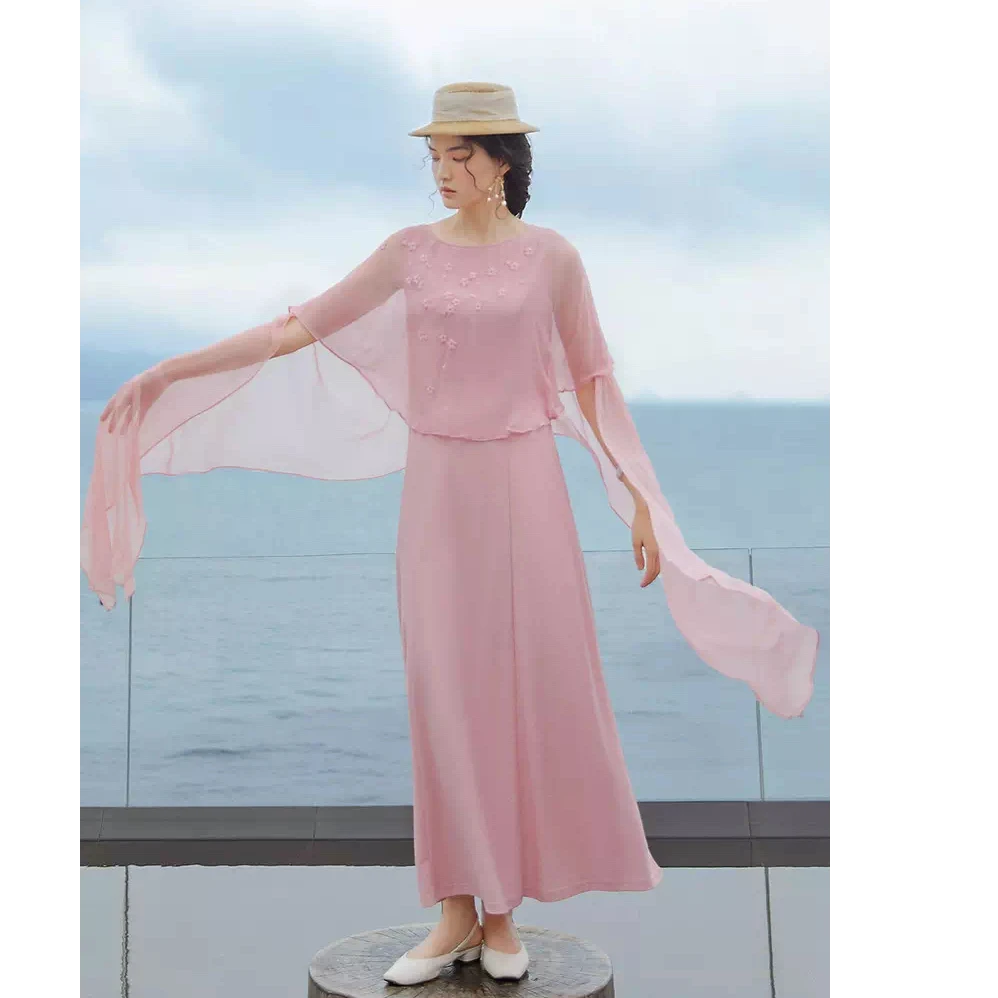 生活在左花仙子原创手工刺绣拼桑蚕丝披肩显瘦连衣裙1932149 礼服