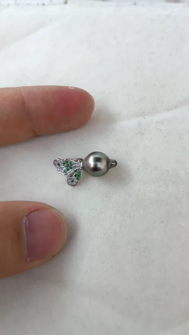 【闪购商品】海水珍珠颈饰银S925镶嵌吊坠