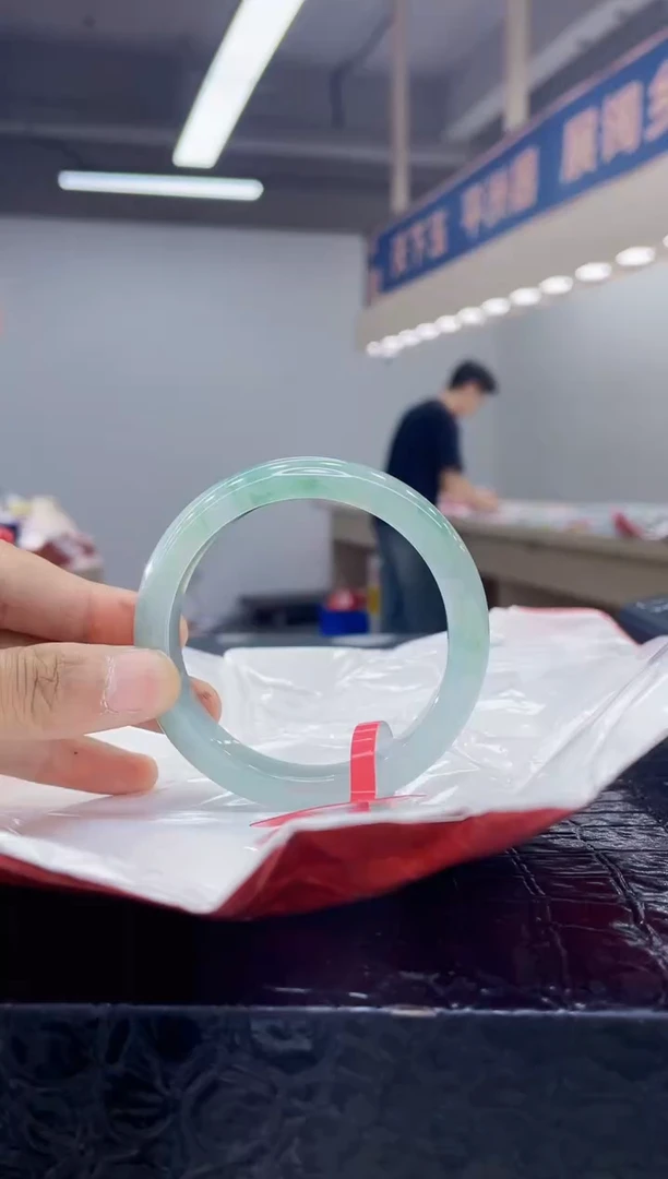 未镶嵌手镯翡翠手镯31