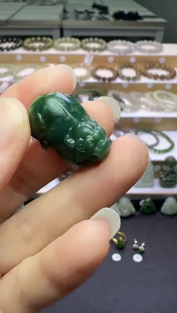 颈饰未镶嵌和田玉179号链接