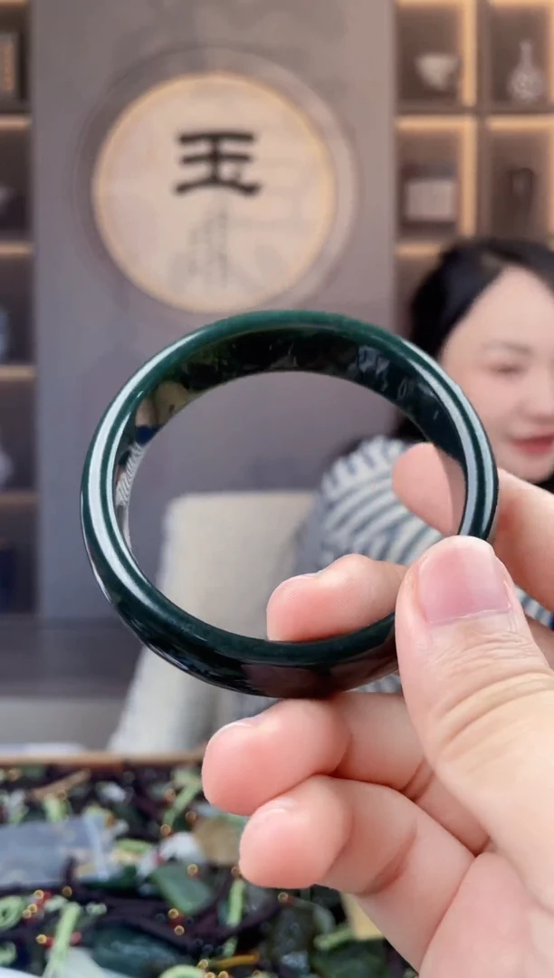 颈饰未镶嵌和田玉拍一发一，多样性发货