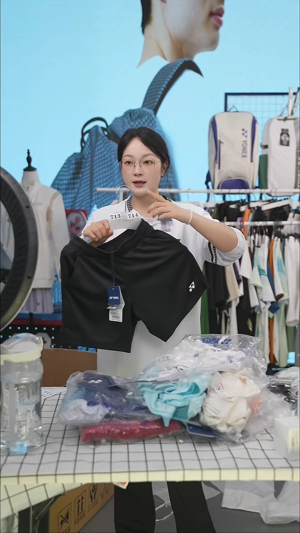 714号清仓衣服，不退不换！！！L女款黑色
