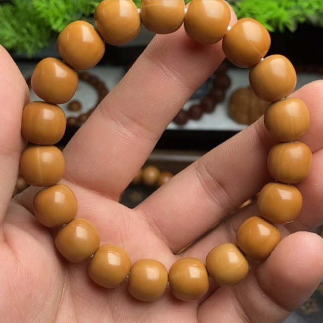 龙炎大老型猴头手串微微瑕