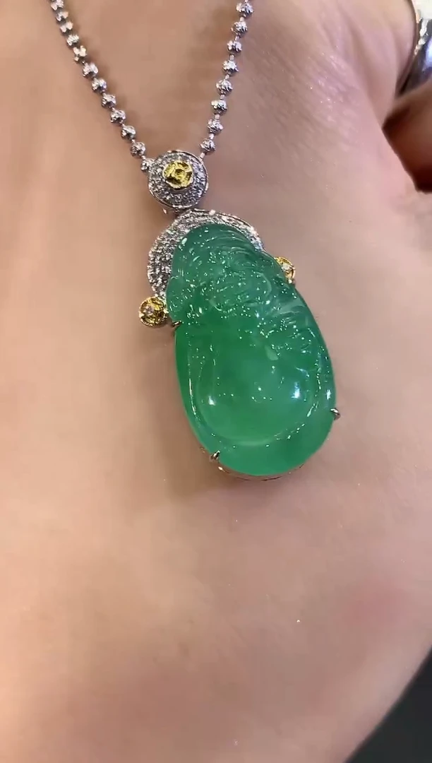 吊坠(不含链)18K金镶嵌翡翠B184