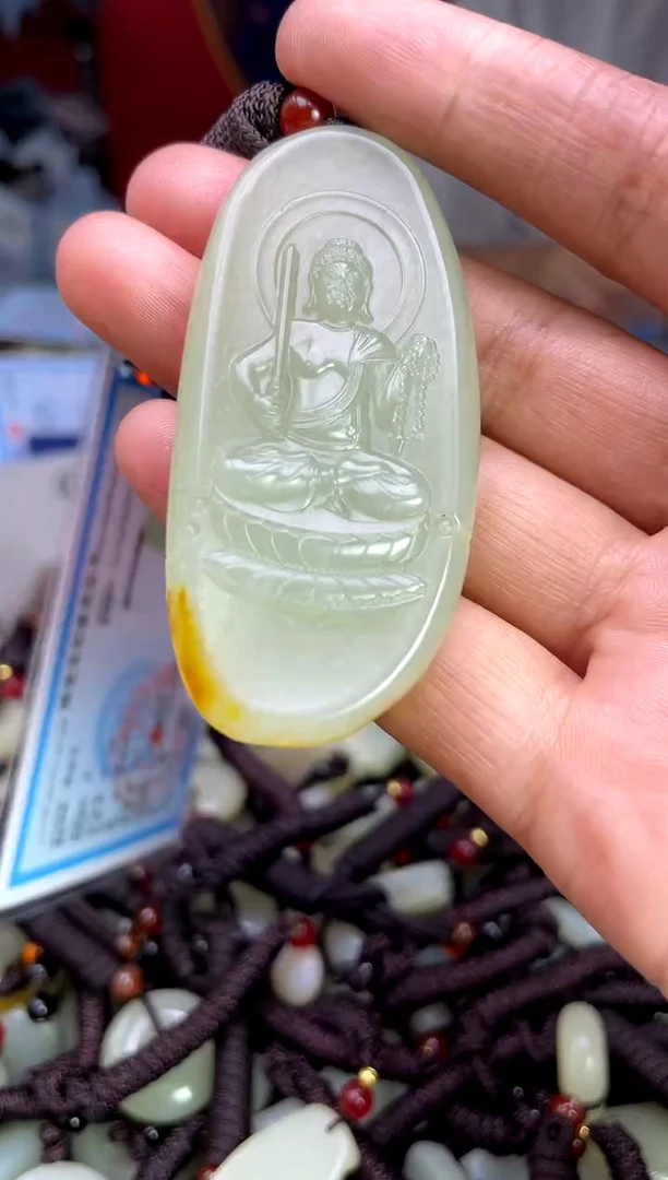 未镶嵌和田玉摆件1