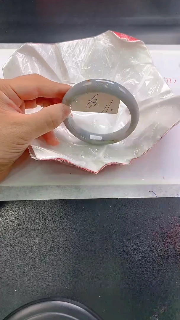 未镶嵌手镯翡翠110