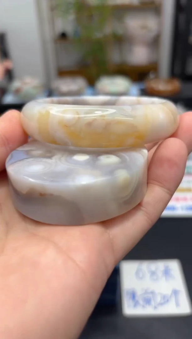 石英质玉手镯未镶嵌C661(62圈赠送镯心)