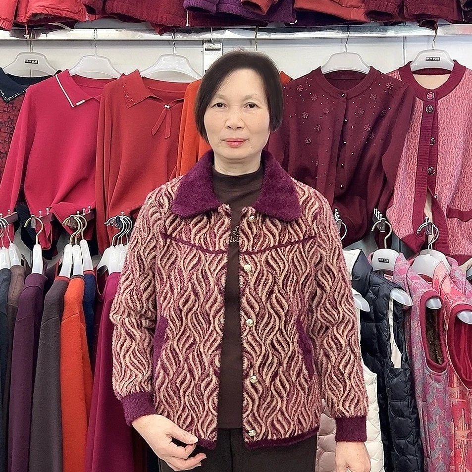 【金夫人妈妈装】中老年水晶绒纽扣保暖夹克翻领开衫小个子短款外套