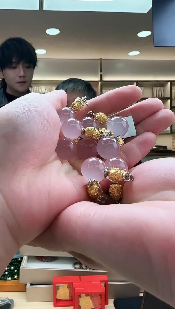 【闪购商品】水晶莫桑比克圆珠吊坠多样性发一件银S925镶嵌