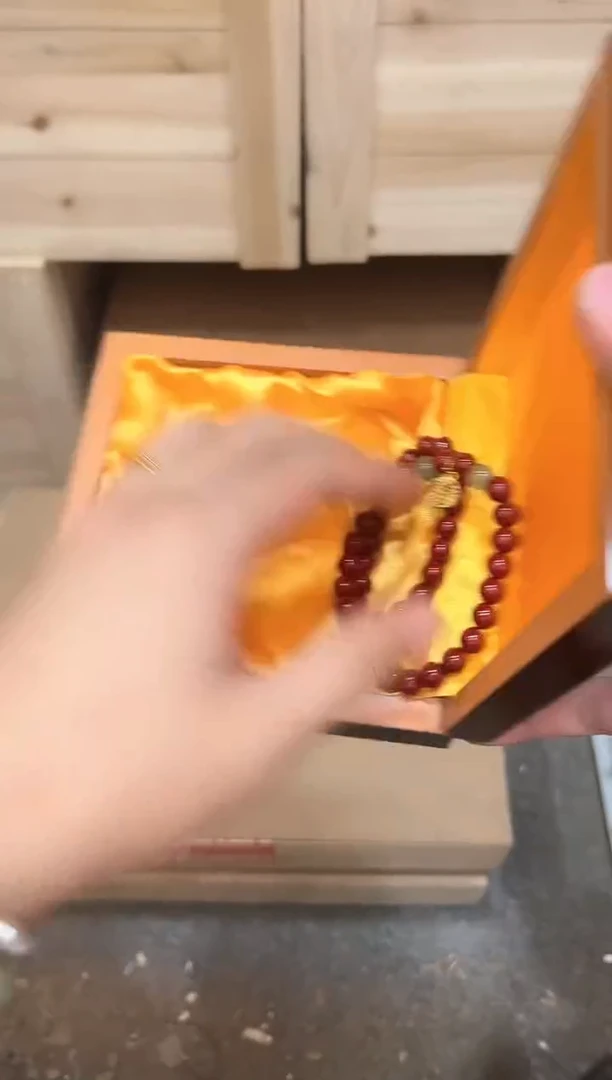 精品手串（无礼盒）@@sp044