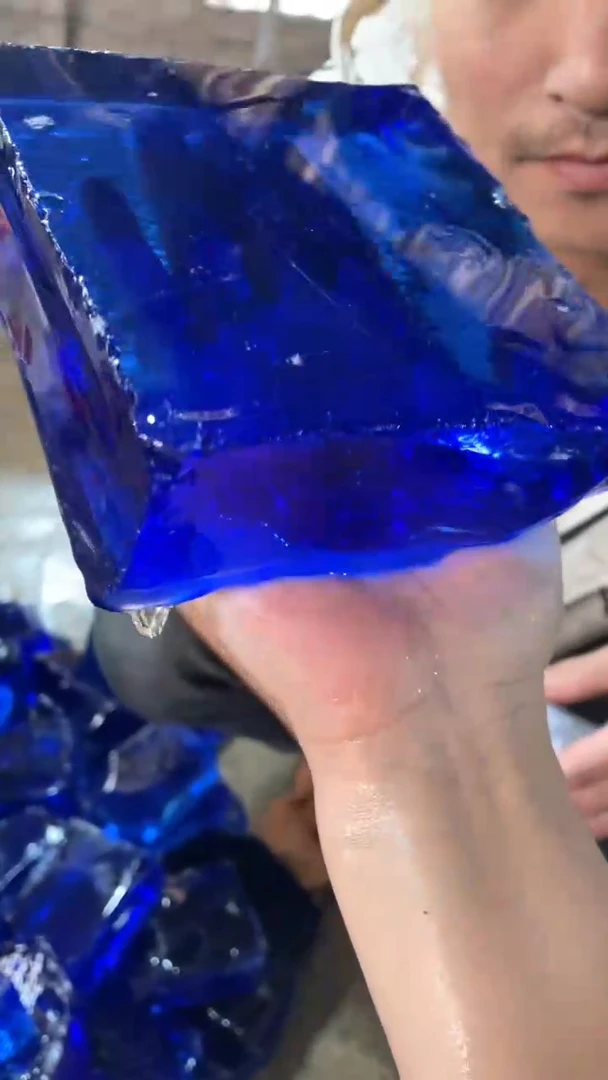 新疆五彩石原石摆件