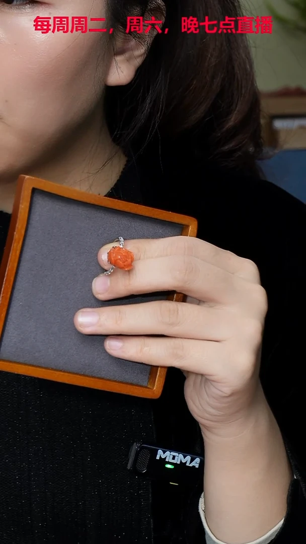 银S925镶嵌戒指南红玛瑙戒指