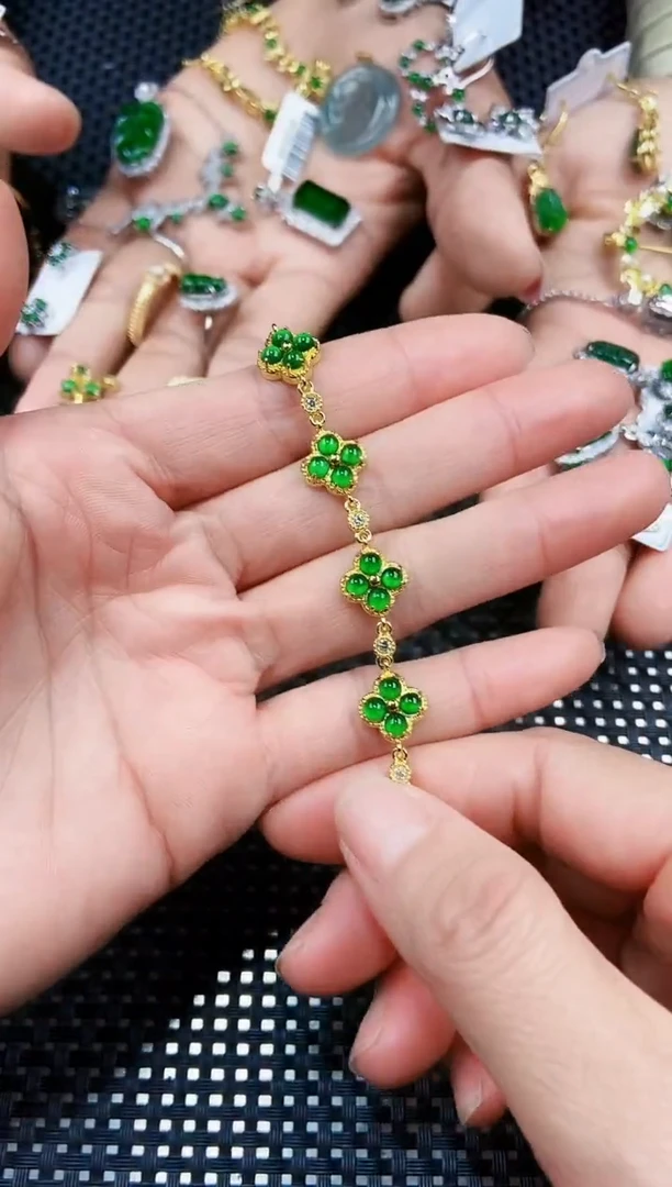 【闪购商品】翡翠手链未镶嵌111111111