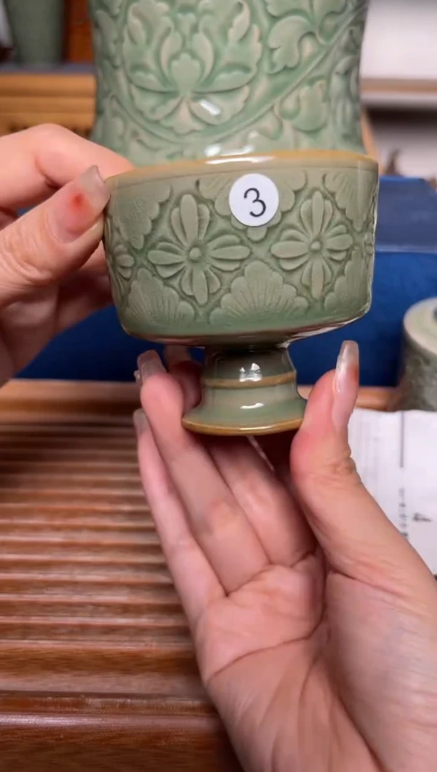 【闪购商品】其他3纯手工秘色蕉叶纹小高足