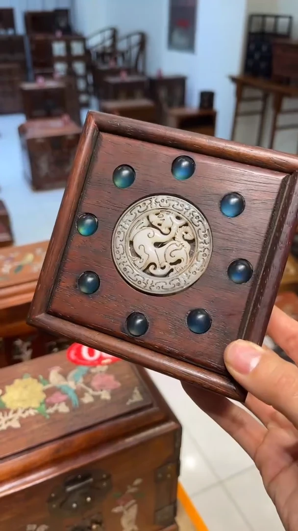 【闪购商品】贡木玉石镶嵌四方抽拉盒