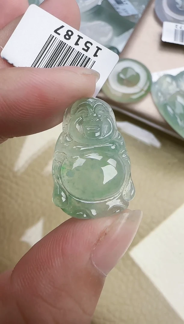 翡翠未镶嵌颈饰缅甸翡翠a货