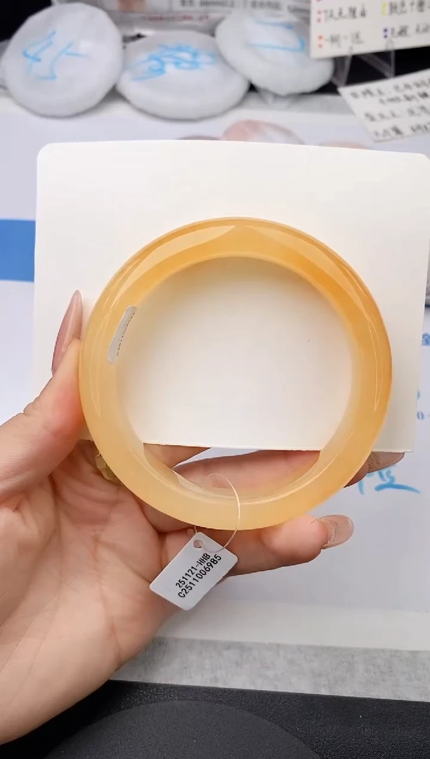 未镶嵌手镯石英质玉w165-HHB63+