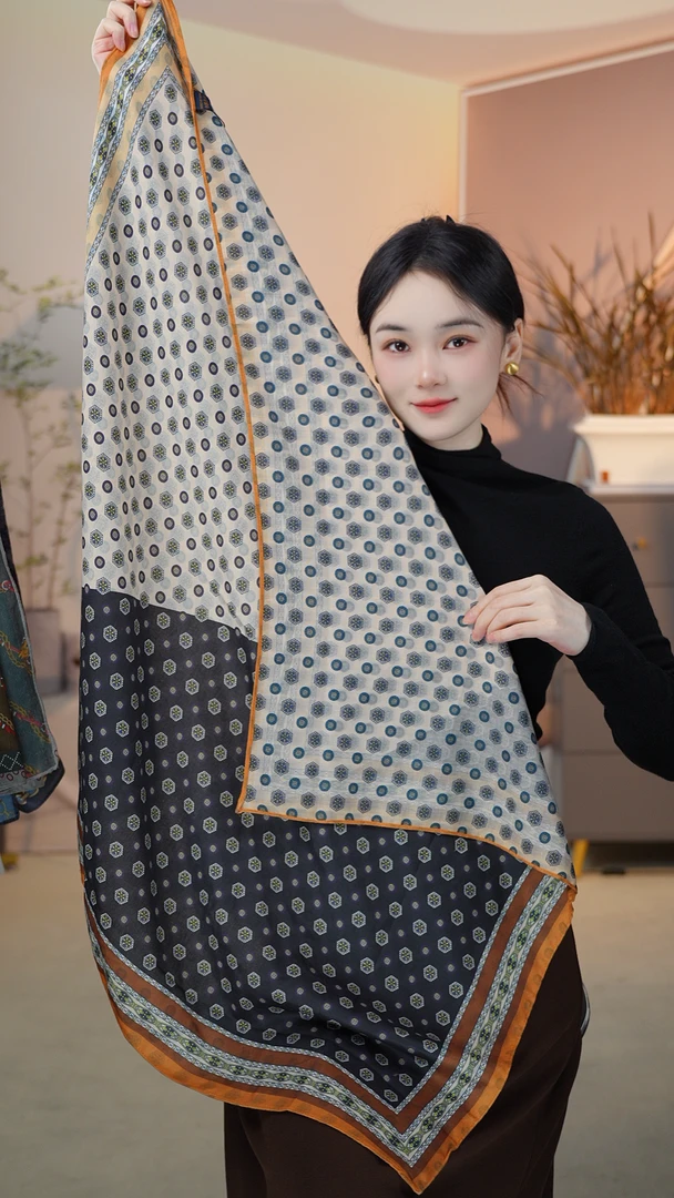 P12【元宝】新款棉质丝毛双面85*85围巾方巾