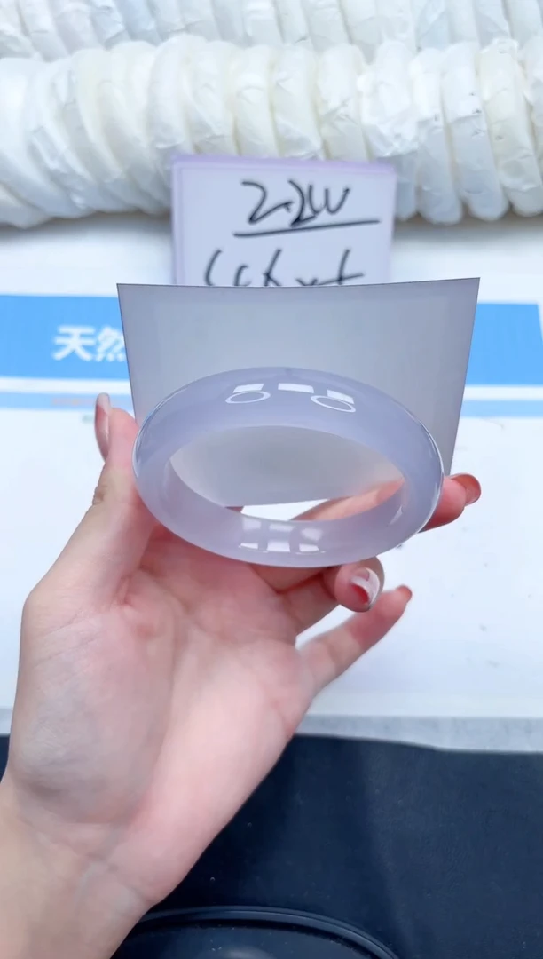 未镶嵌手镯石英质玉186-60-仪式感