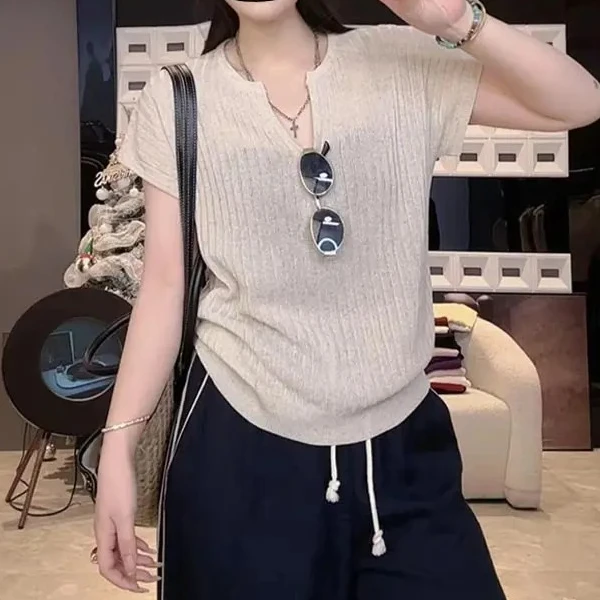 4076 2025夏装新款大码女装宽松针织短袖T恤胖mm百搭刺绣冰丝上衣