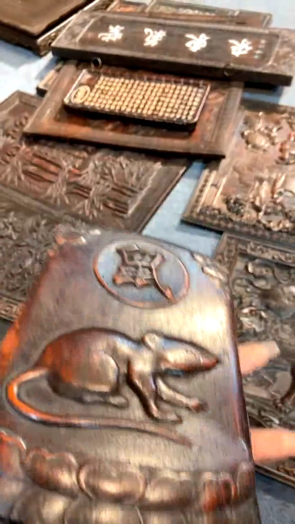 【闪购商品】木A紫檀雕刻板一物一拍以直播间为准