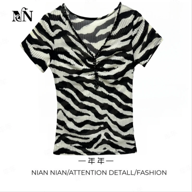 〖人间梦娜〗年年2025春夏季新款短袖印花网纱v领上衣时尚钉珠半袖