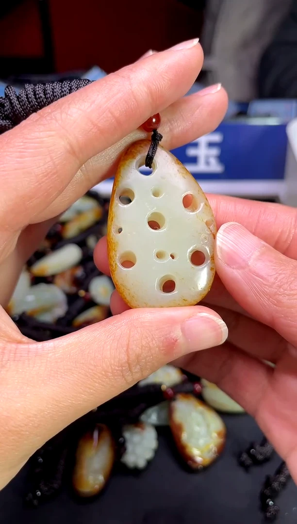 【闪购商品】和田玉颈饰未镶嵌123