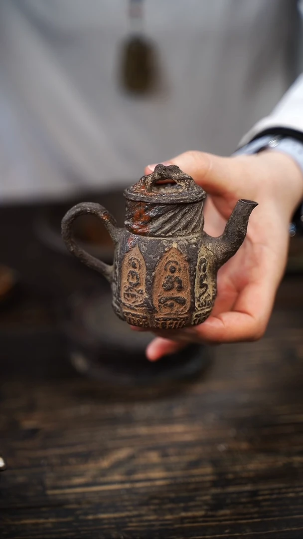 晃***悠全手工制作 紫砂佛窟壶