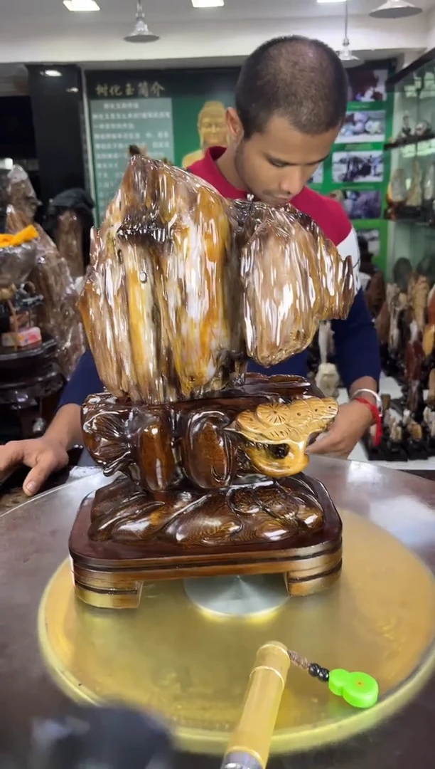 缅甸天然树化玉摆件