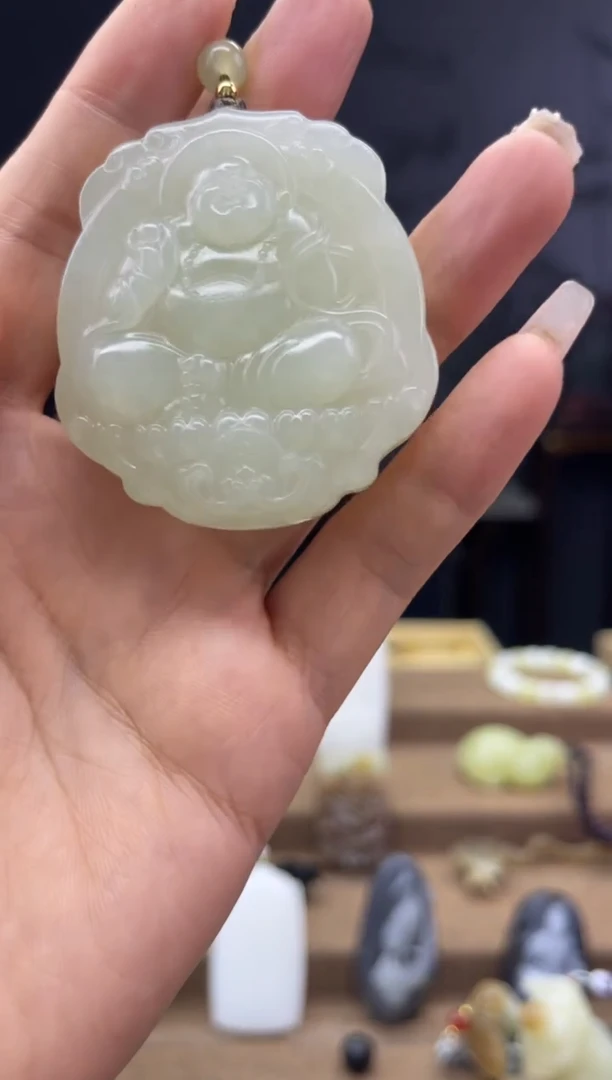 颈饰未镶嵌和田玉1