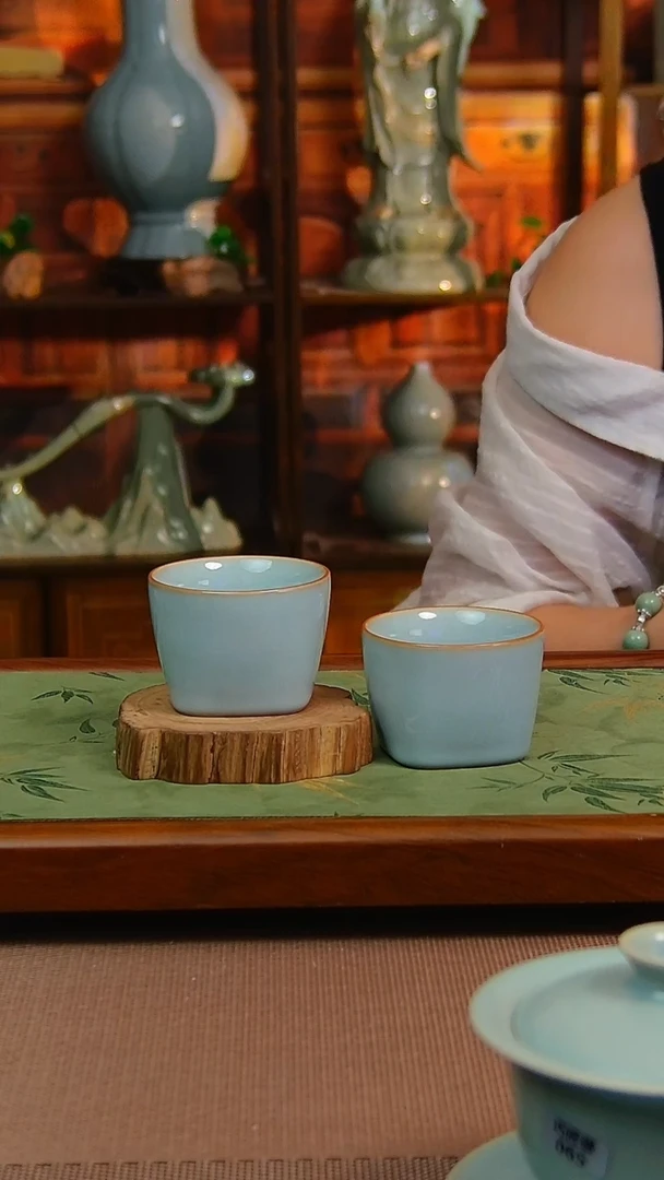 瓷片原矿汝瓷福利单杯一对，全品