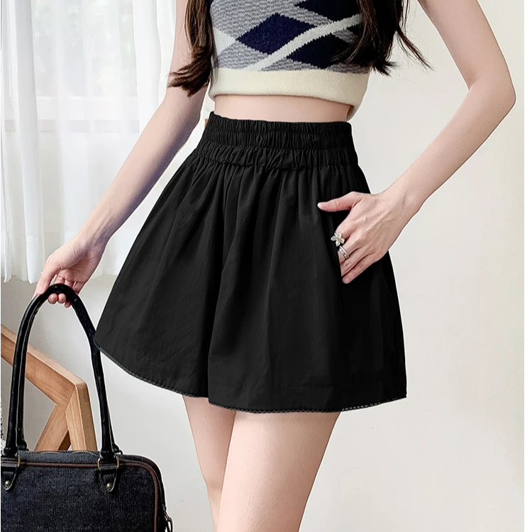 凉凉松紧腰阔腿裤女夏季薄款2025新款宽松a字版花边短裤外穿热裤