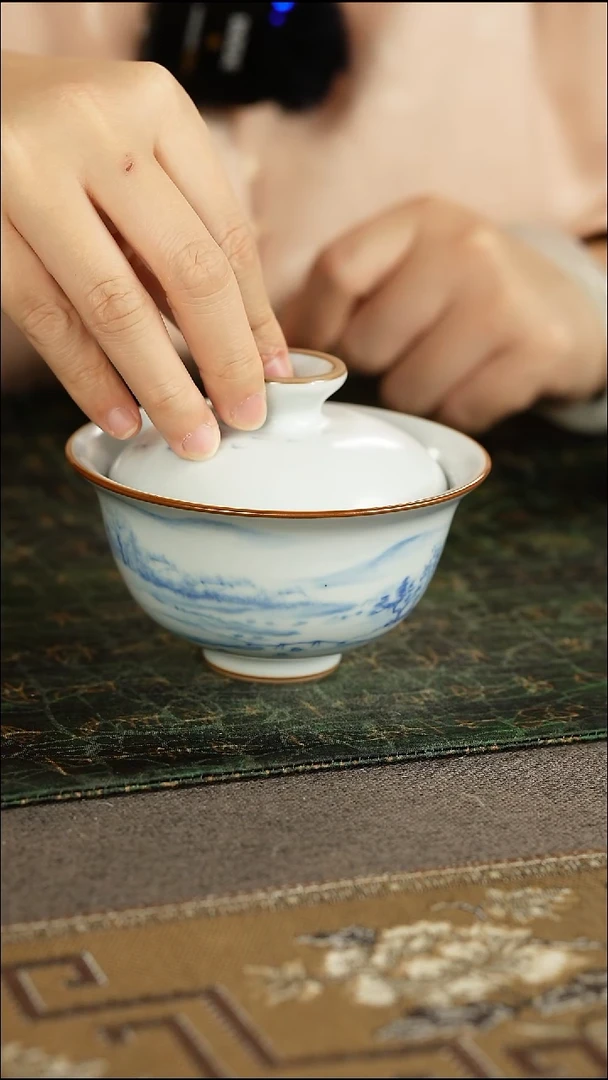 善窑厂汝窑月白山水盖碗