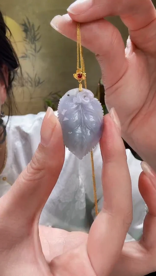 颈饰未镶嵌翡翠吊坠