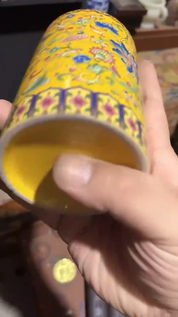 木闪电购链接精品摆件笔筒