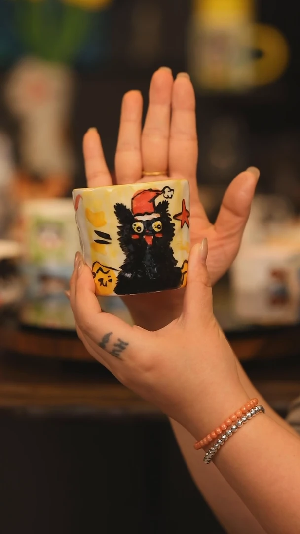 【闪购商品】摆件景德镇釉下彩绘设计师款陶瓷