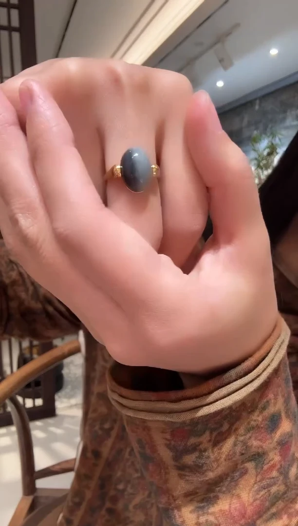 未镶嵌戒指和田玉1