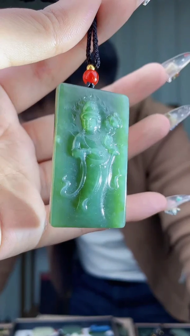 【闪购商品】和田玉挂件未镶嵌拍一发一，多样性发货！