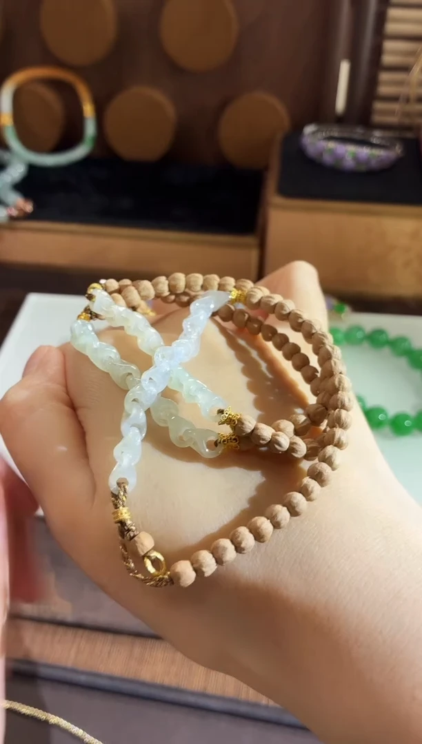 未镶嵌手串翡翠多样性发货 发其一