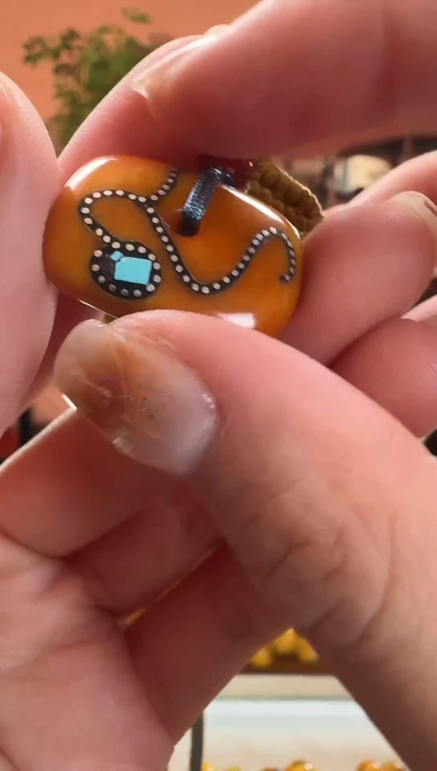 未镶嵌颈饰蜜蜡9844天然蜜蜡珠宝奇石假一罚十