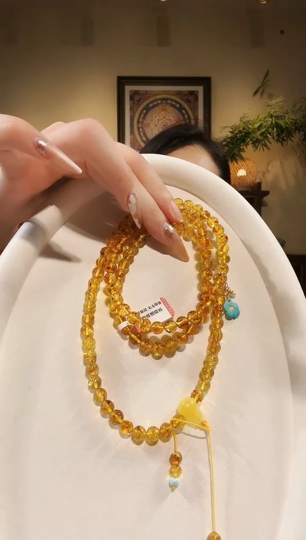 未镶嵌颈饰琥珀项链